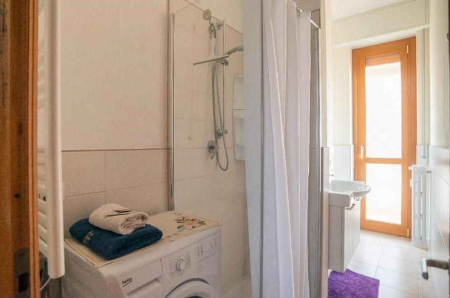 Stanza Doppia Con Bagno Privato Vicino Al Centro Privatunterkunft *